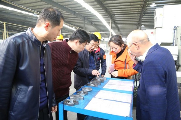 經(jīng)驗(yàn)現(xiàn)場(chǎng)推進(jìn)會(huì) (5).jpg